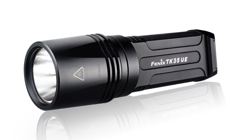 Vyhledávací baterka Fenix TK35 Ultimate Edition